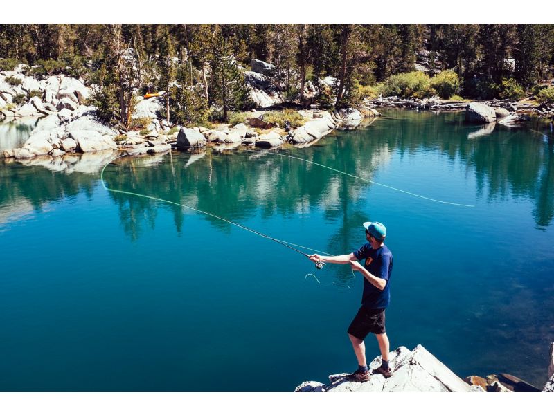 Praktizieren Sie Angeln im Süßwasser 