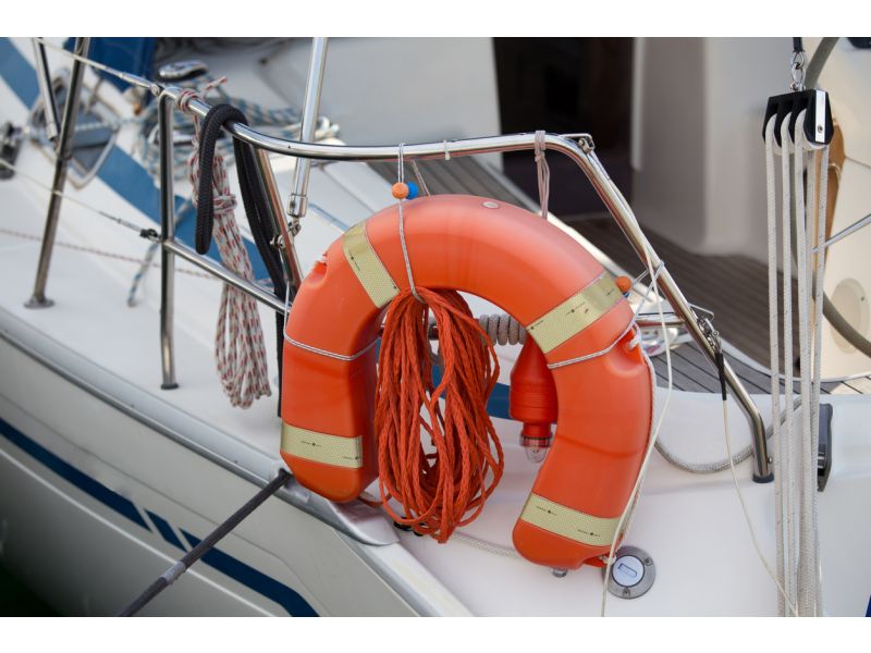 Hufeisenboje, welche Verpflichtungen?