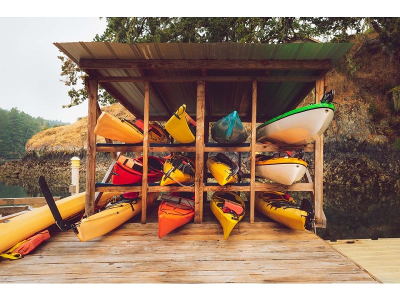 Wie lagert man sein Kanu Kajak im Winter erfolgreich ein?