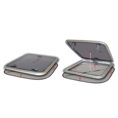 Faltbare Verdunkelungsvorhänge und Moskitonetze für die Wasserlinie