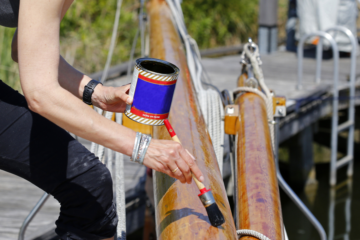 Appliquer un vernis Vernis marin