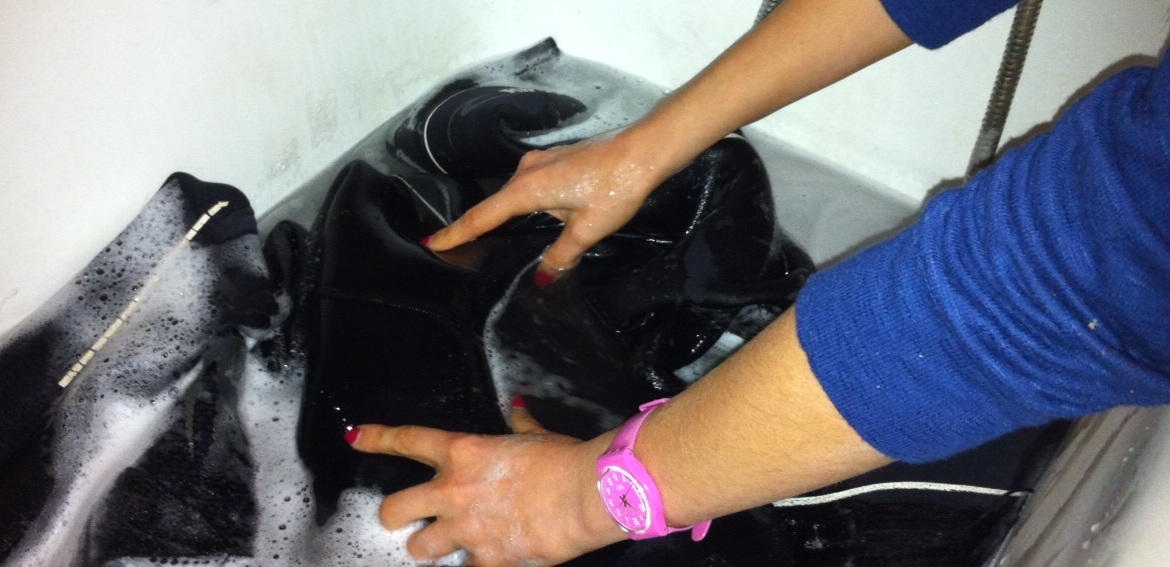 lessive neoprene Waschmittel Neopren