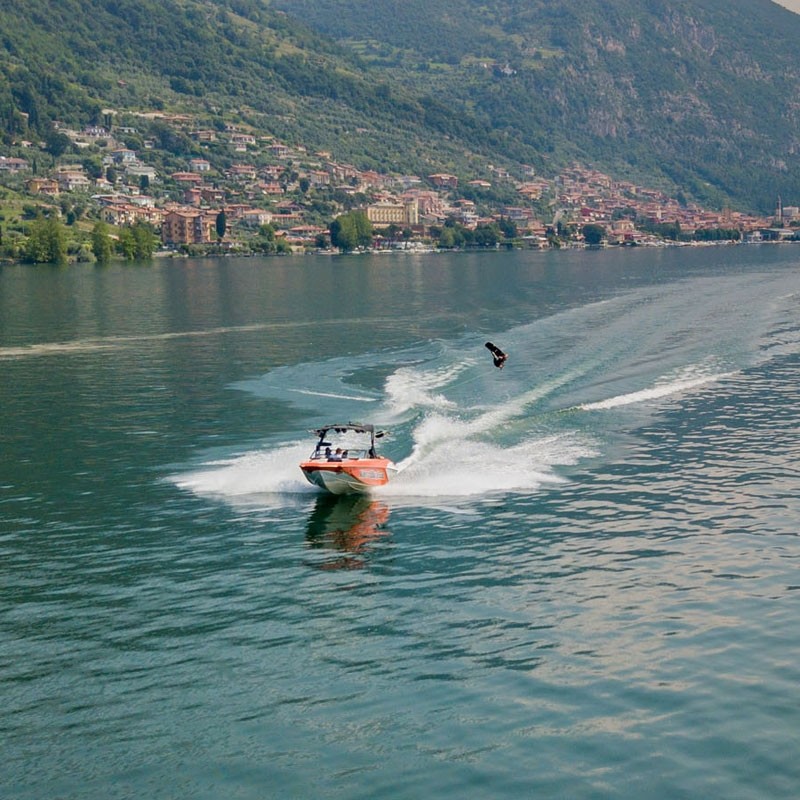 Vitesse bateau wakeboard