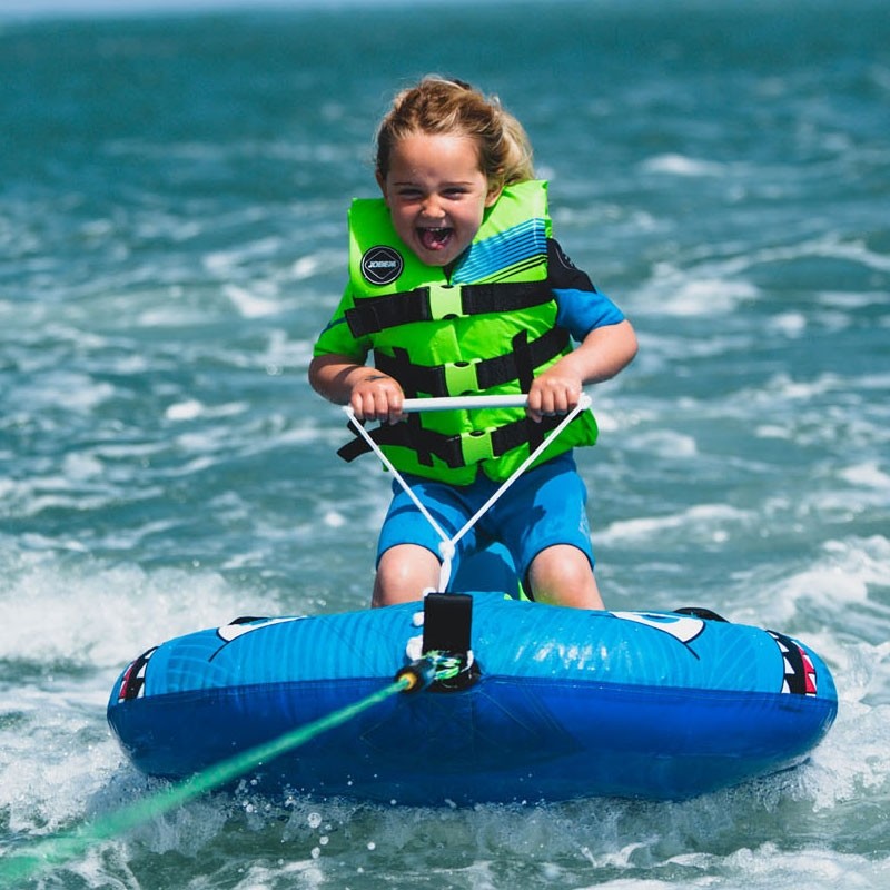 Bou&eacute;e tract&eacute;e shark kid