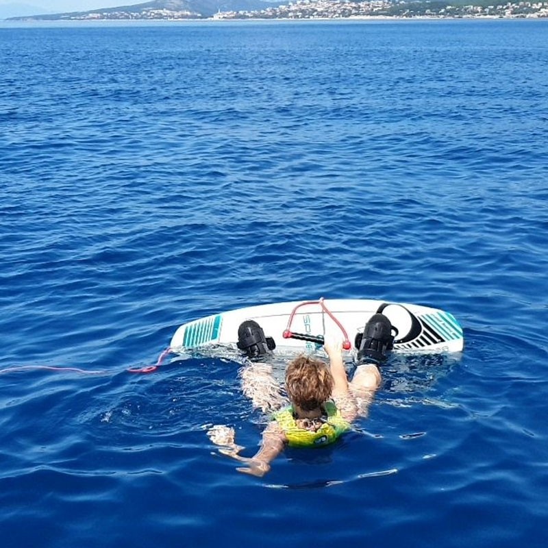 Sécurité rider wakeboard Rider tombé