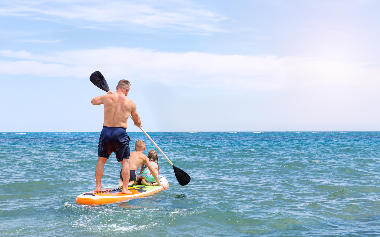 Paddle Risiko Stand Up Paddling mit der Familie