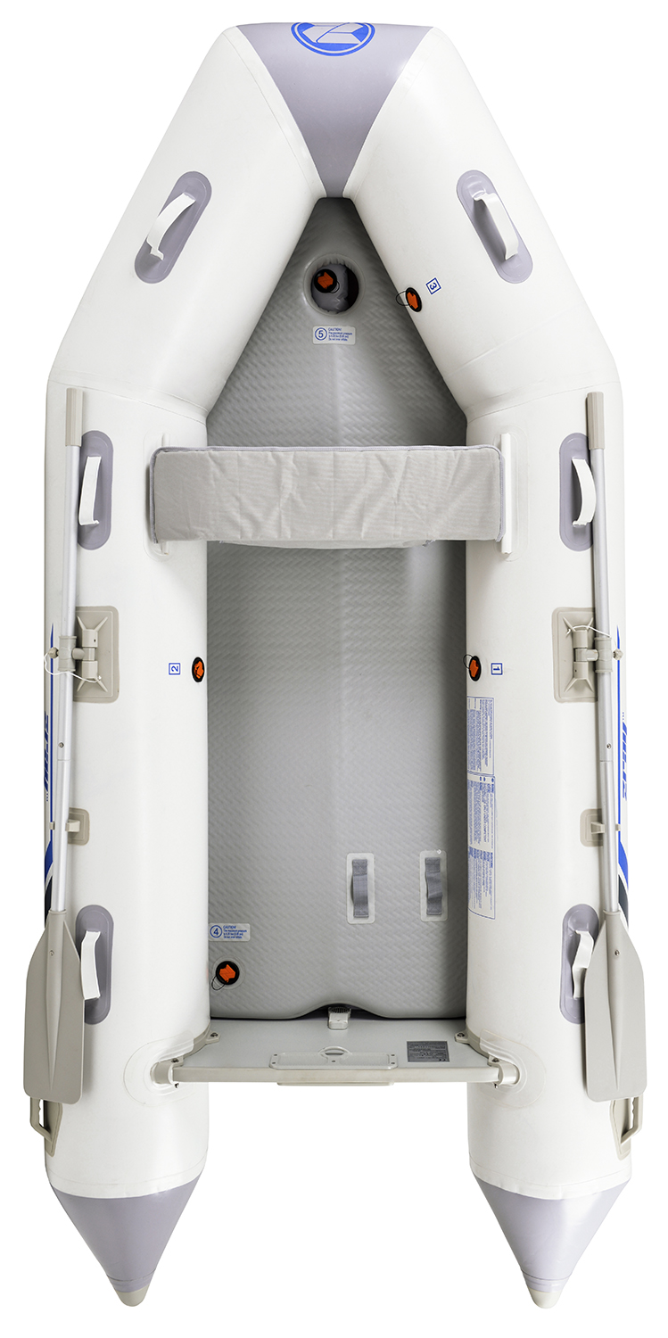 annexe pneumatique Zray Avenger 400