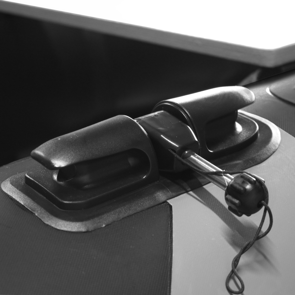 Paddelbefestigungssystem Schlauchboot Cape Horn 200